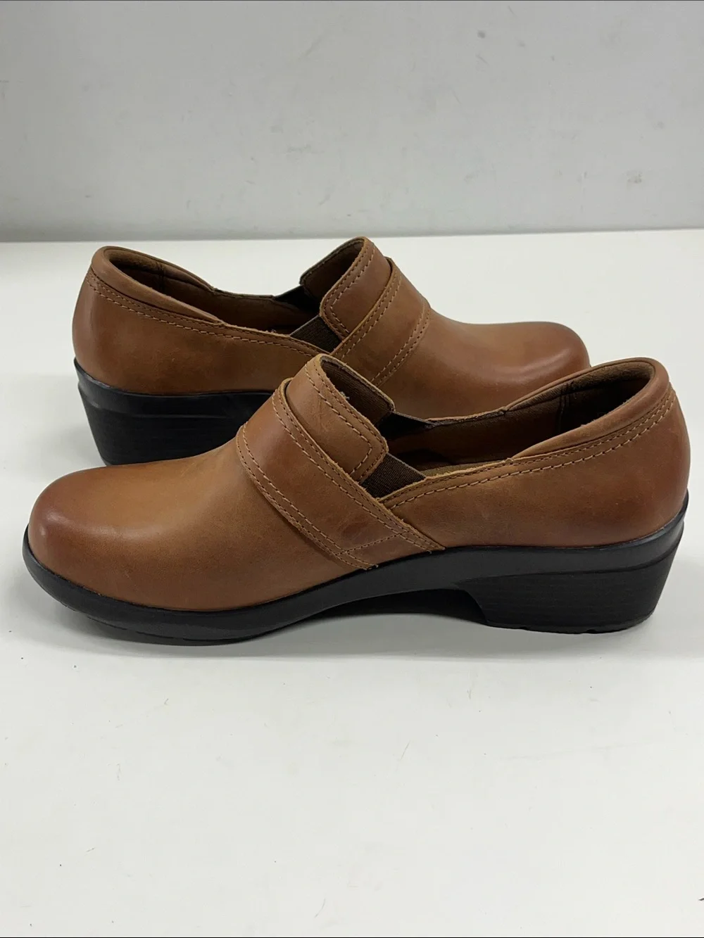 New Clarks Angie Poppy Loafer Shoe in Brown Leather Women's Size 8 Wide
